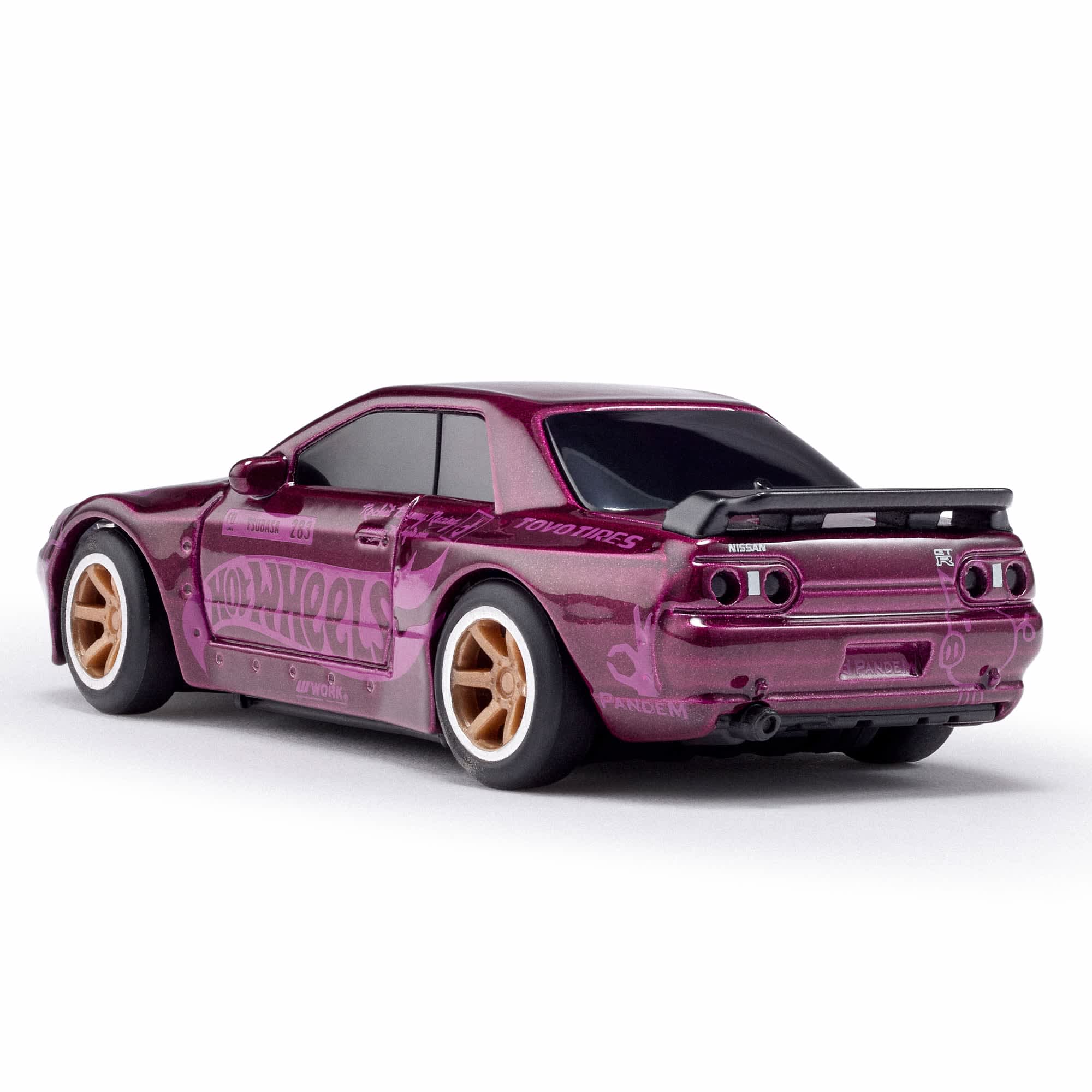 Hot Wheels R/C 1:64 Nissan Skyline GT-R R32 Pandem Remote Control